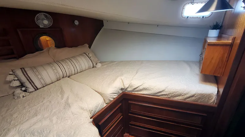 Slide: The Image of Guest Stateroom Starboard - 19