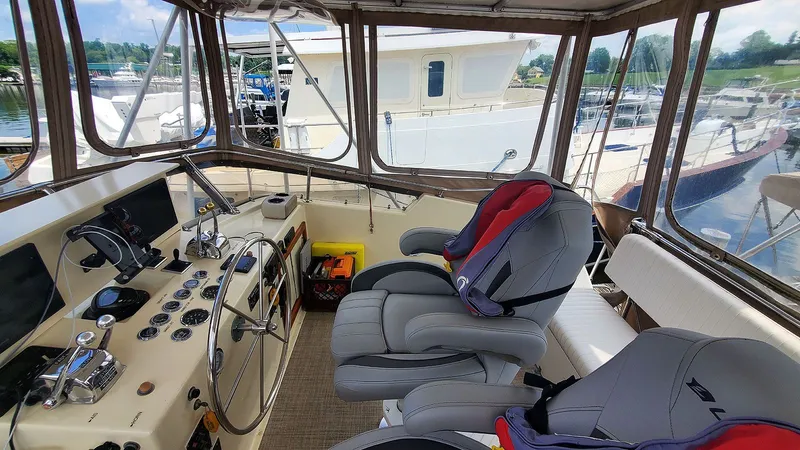 Slide: The Image of Flybridge Starboard - 24