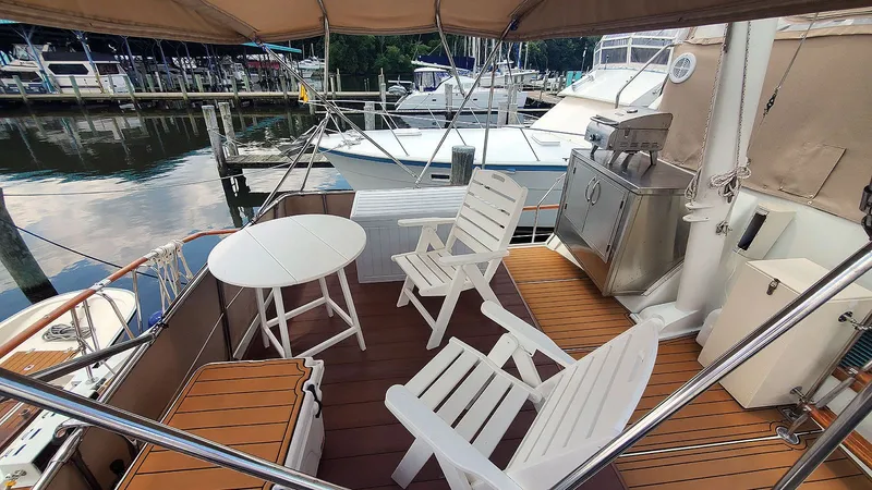 Slide: The Image of Sundeck Port - 28