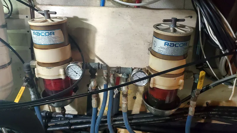 Slide: The Image of Dual Fuel Filtration - 43