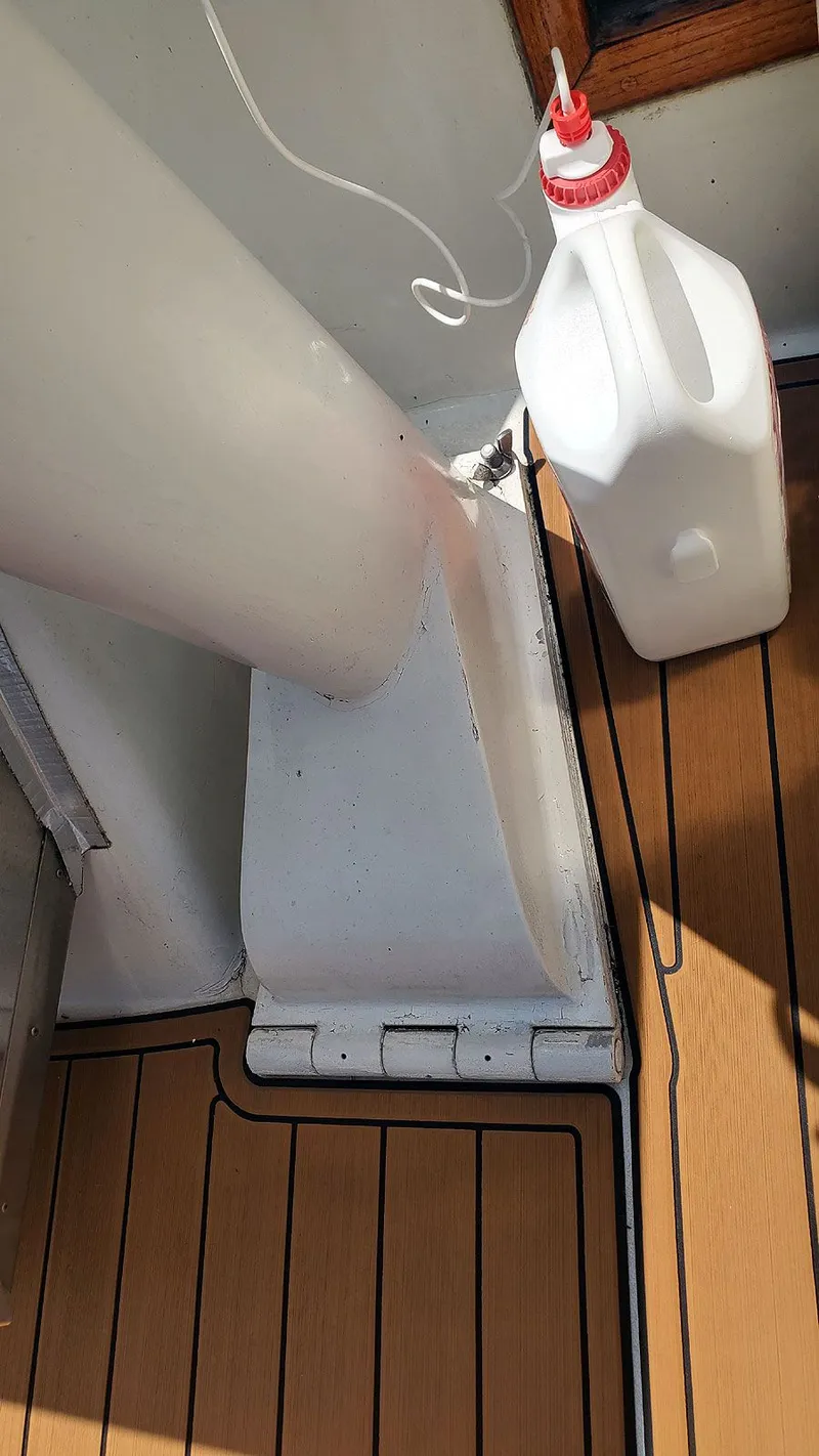 Slide: The Image of Hinged Mast - 73