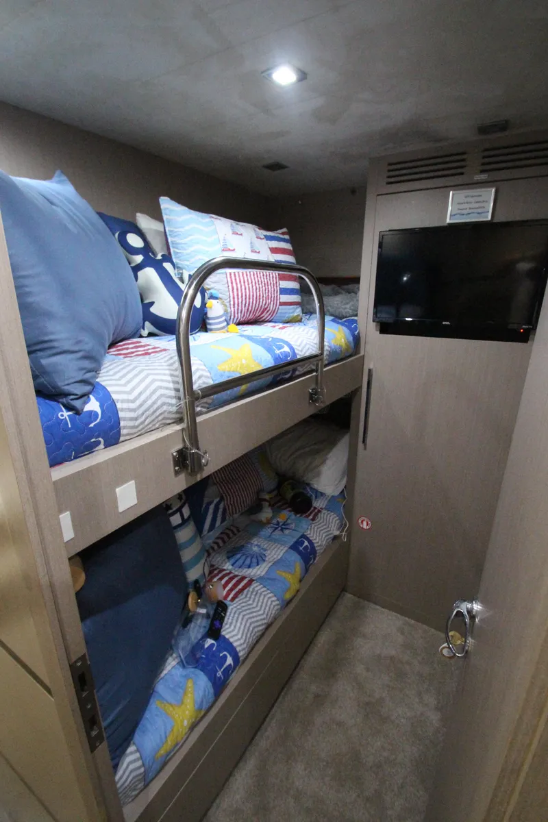 Slide: The Image of Uniesse 70 Sport 2007 - 52