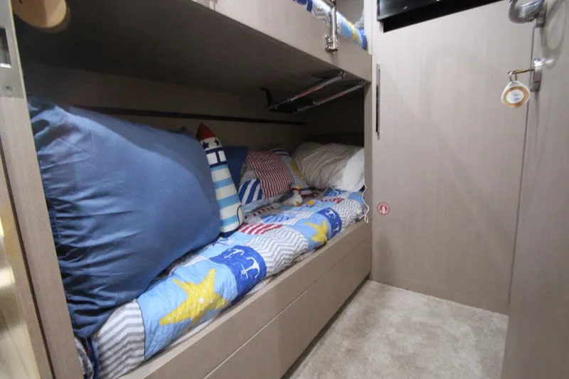 Slide: The Image of Uniesse 70 Sport 2007 - 55