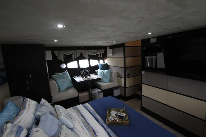 Slide: The Image of Uniesse 70 Sport 2007 - 67