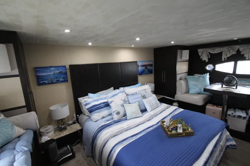 Slide: The Image of Uniesse 70 Sport 2007 - 69