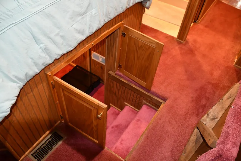 Slide: The Image of Lakeview 62'x14' 1995 - 20