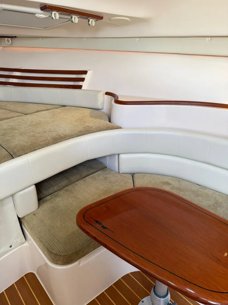 Slide: The Image of Grady-White Express 330 2007 - 68