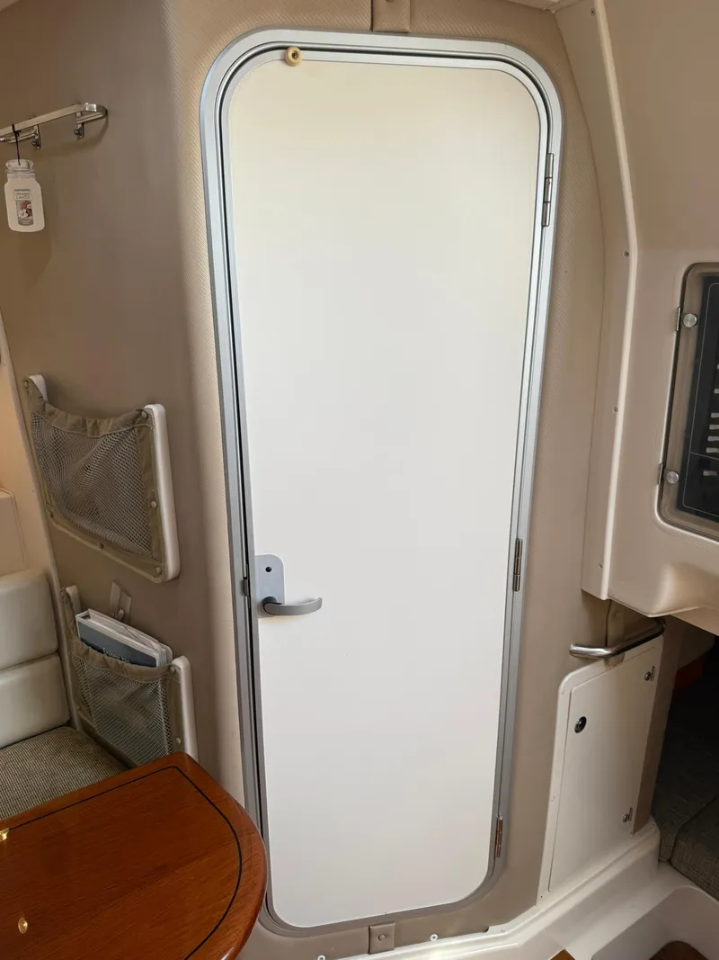 Slide: The Image of Grady-White Express 330 2007 - 78