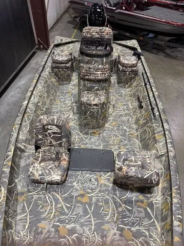 Slide: The Image of War Eagle 961 Blackhawk 2026 - 8