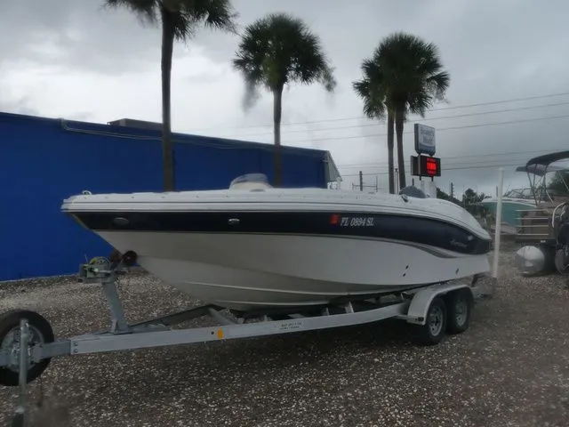 The Image of Hurricane SunDeck Sport 203 OB 2018 - 1