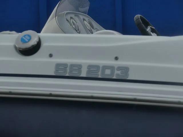 Slide: The Image of Hurricane SunDeck Sport 203 OB 2018 - 10