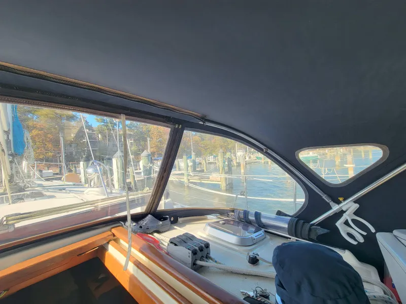 Slide: The Image of Interior view of a 2003 Caliber 40 LRC SE sailboat docked at a marina. - 12