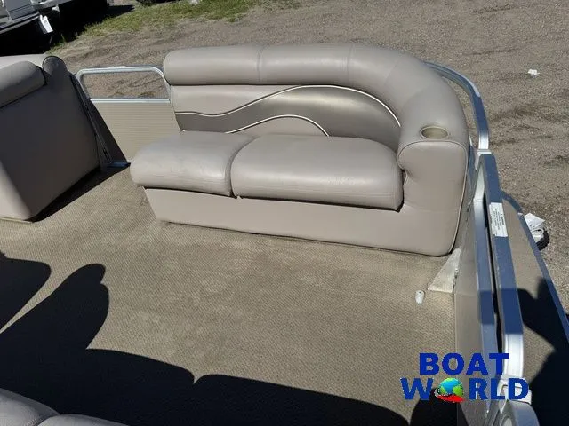 Slide: The Image of Premier Sunsation 200 Pontoon 2010 - 12