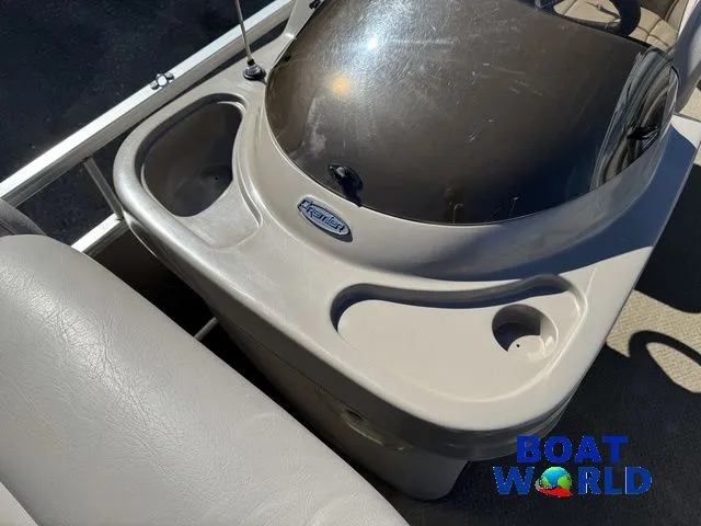 Slide: The Image of Premier Sunsation 200 Pontoon 2010 - 19