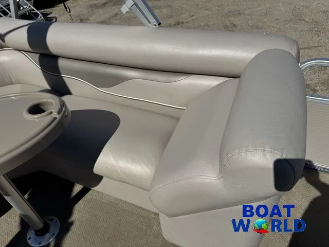 Slide: The Image of Premier Sunsation 200 Pontoon 2010 - 27