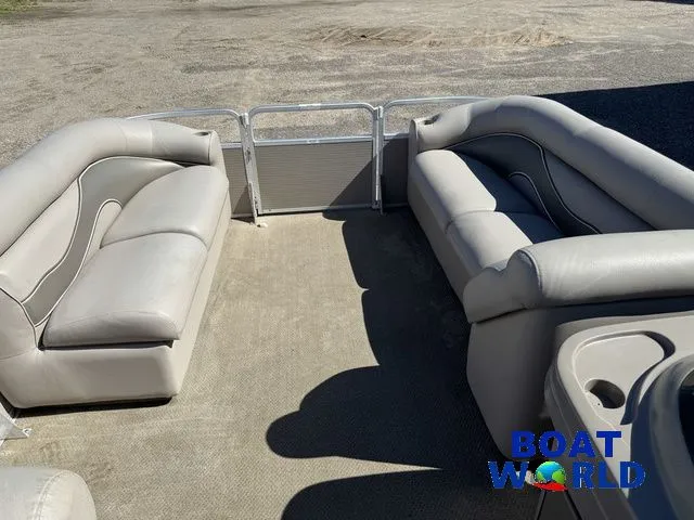 Slide: The Image of Premier Sunsation 200 Pontoon 2010 - 3