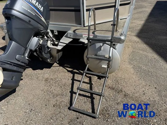 Slide: The Image of Premier Sunsation 200 Pontoon 2010 - 49