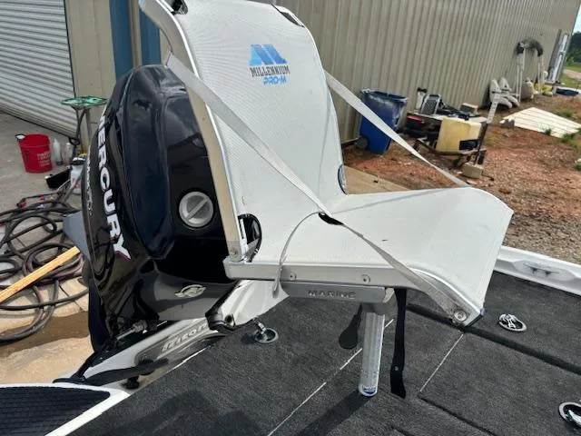 Slide: The Image of Triton 17 Explorer 2012 - 28