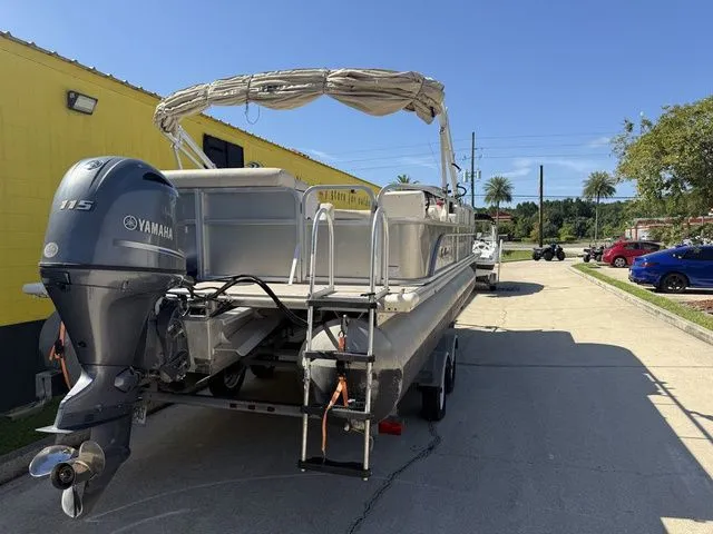 Slide: The Image of Sea Chaser 8524 CLASSIC 2016 - 10