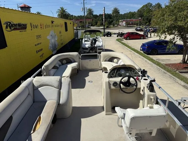 Slide: The Image of Sea Chaser 8524 CLASSIC 2016 - 13