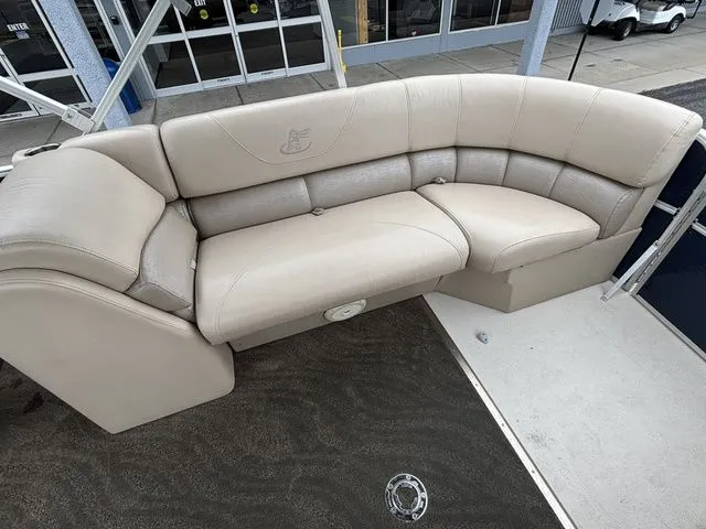 Slide: The Image of Misty Harbor 2285 CU 2014 - 14