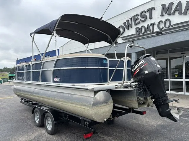 Slide: The Image of Misty Harbor 2285 CU 2014 - 7