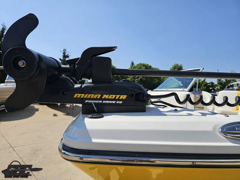 Slide: The Image of Minn Kota Power Drive V2 on 2015 Monterey 196MFS boat, sunny day. - 22