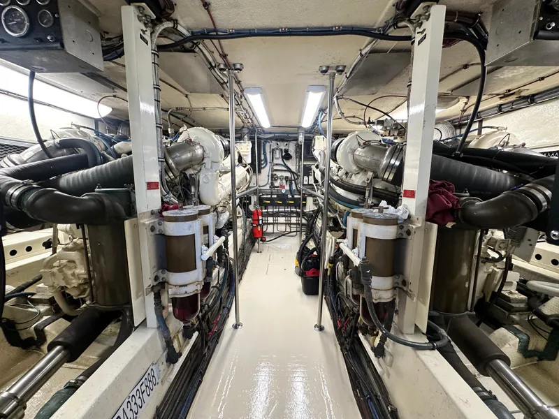 Slide: The Image of Hatteras 65 Convertible 1988 - 121