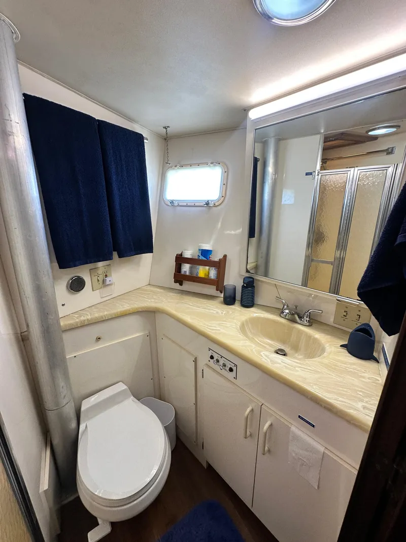 Slide: The Image of Hatteras 65 Convertible 1988 - 65