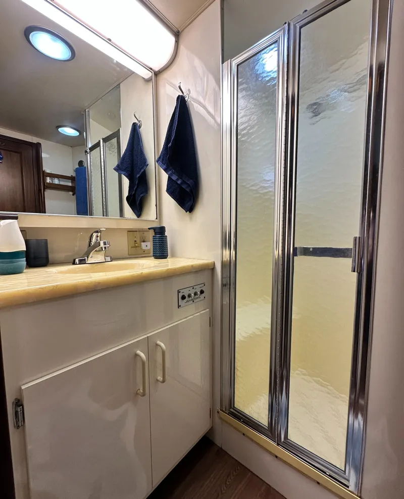 Slide: The Image of Hatteras 65 Convertible 1988 - 73