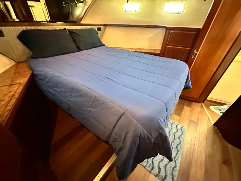 Slide: The Image of Hatteras 65 Convertible 1988 - 83