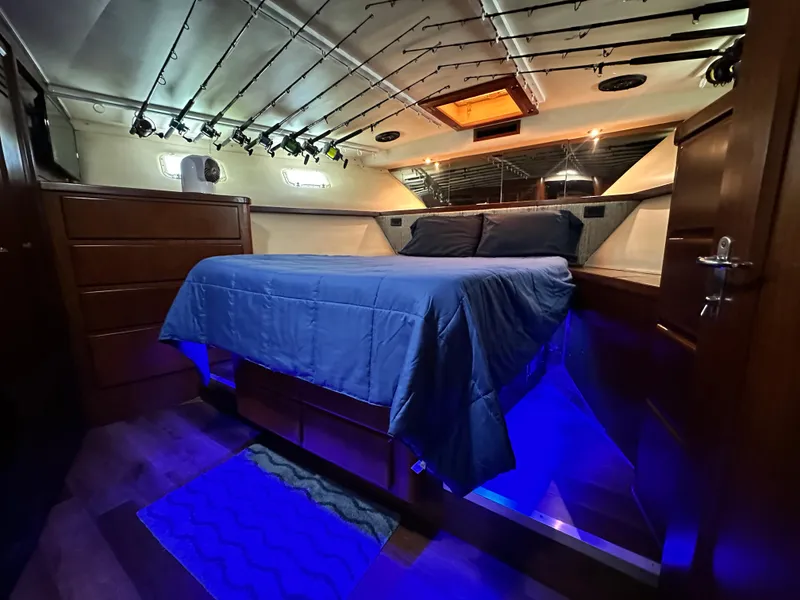 Slide: The Image of Hatteras 65 Convertible 1988 - 88