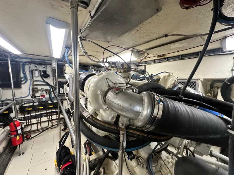 Slide: The Image of Hatteras Enclosed Bridge Sportfish 1988 - 126