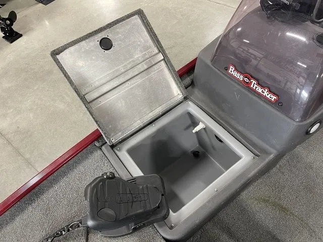 Slide: The Image of Tracker Bass Tracker Classic XL 2021 - 20