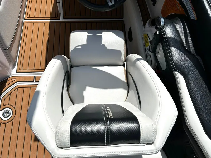 Slide: The Image of Nautique Super Air Nautique G23 2014 - 55