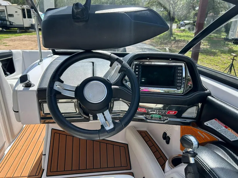 Slide: The Image of Nautique Super Air Nautique G23 2014 - 56