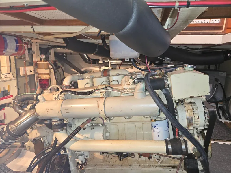 Slide: The Image of Grand Banks 36 Europa 1990 - 52