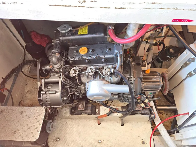 Slide: The Image of Grand Banks 36 Europa 1990 - 59