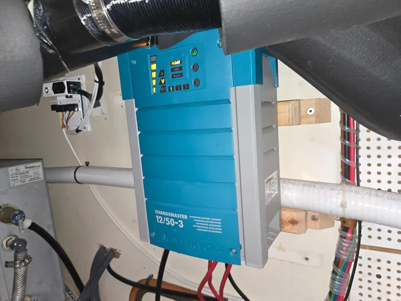 Slide: The Image of Grand Banks 36 Europa 1990 - 64