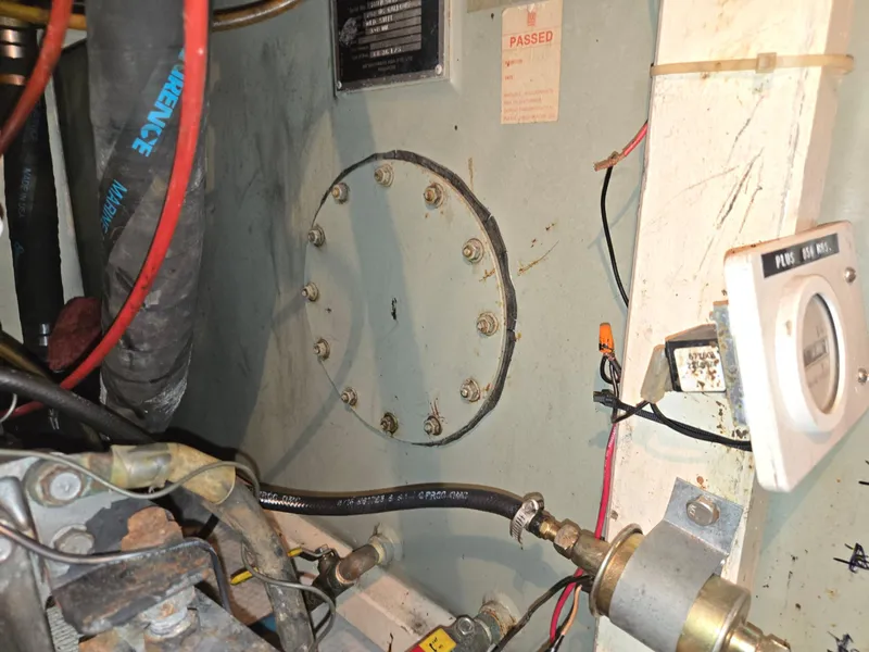 Slide: The Image of Grand Banks 36 Europa 1990 - 66