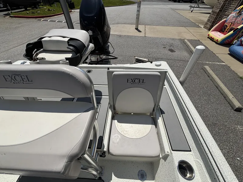 Slide: The Image of Excel Bay Pro 203 w/Suzuki 140HP Engine and Aluminum Trailer Included 2021 - 19
