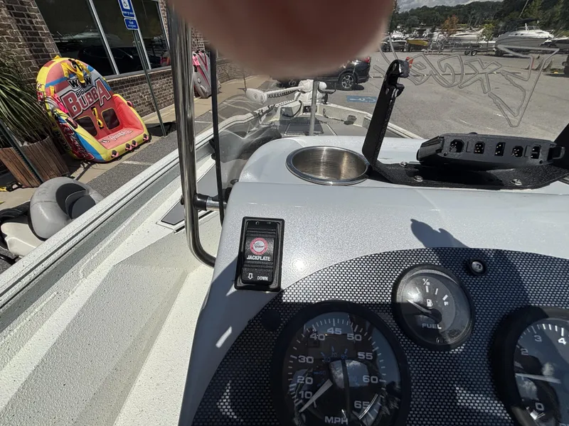 Slide: The Image of Excel Bay Pro 203 w/Suzuki 140HP Engine and Aluminum Trailer Included 2021 - 46