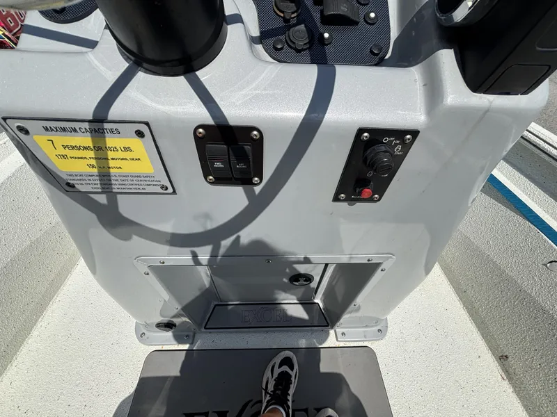 Slide: The Image of Excel Bay Pro 203 w/Suzuki 140HP Engine and Aluminum Trailer Included 2021 - 47