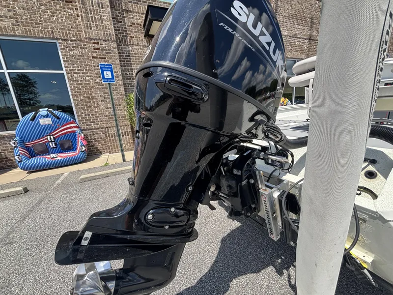 Slide: The Image of Excel Bay Pro 203 w/Suzuki 140HP Engine and Aluminum Trailer Included 2021 - 9