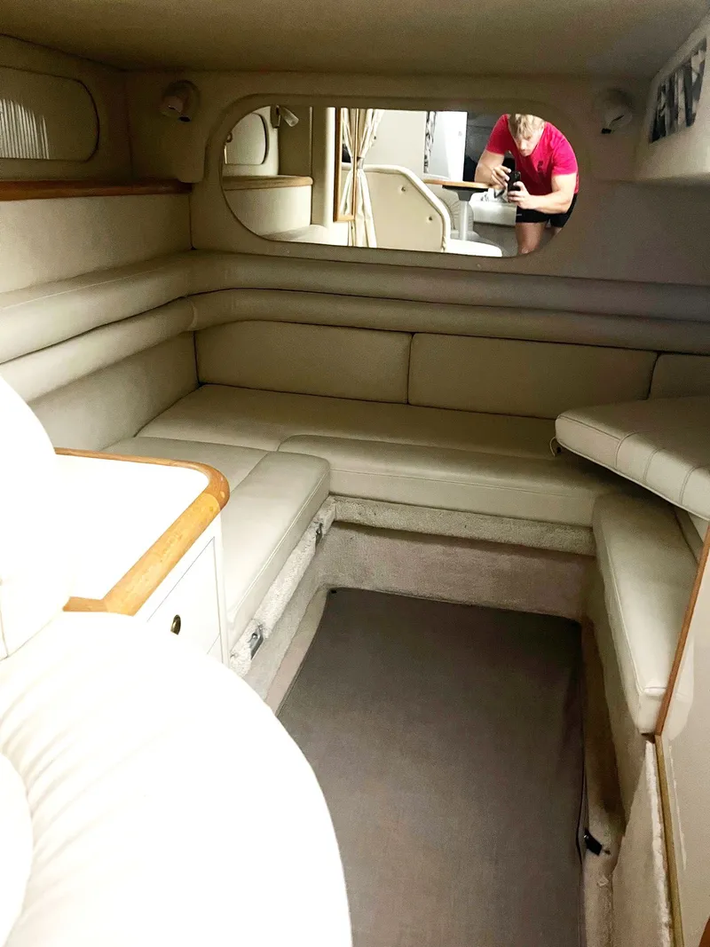 Slide: The Image of Sea Ray 330 Sundancer 1997 - 10