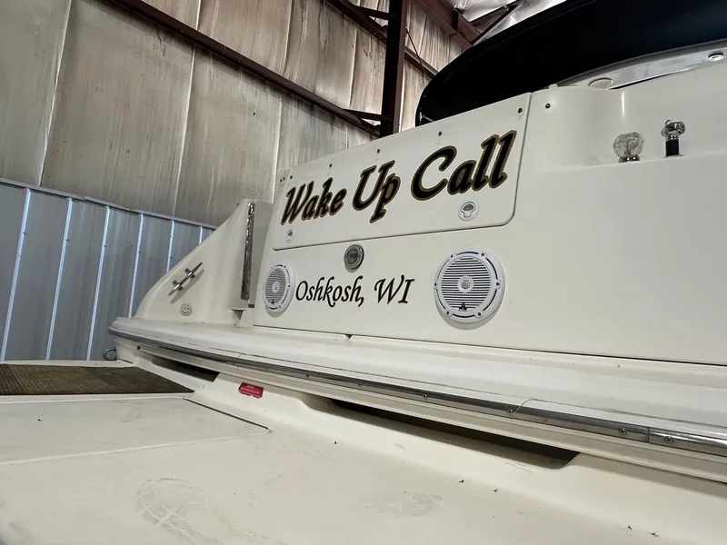 Slide: The Image of Sea Ray 330 Sundancer 1997 - 22