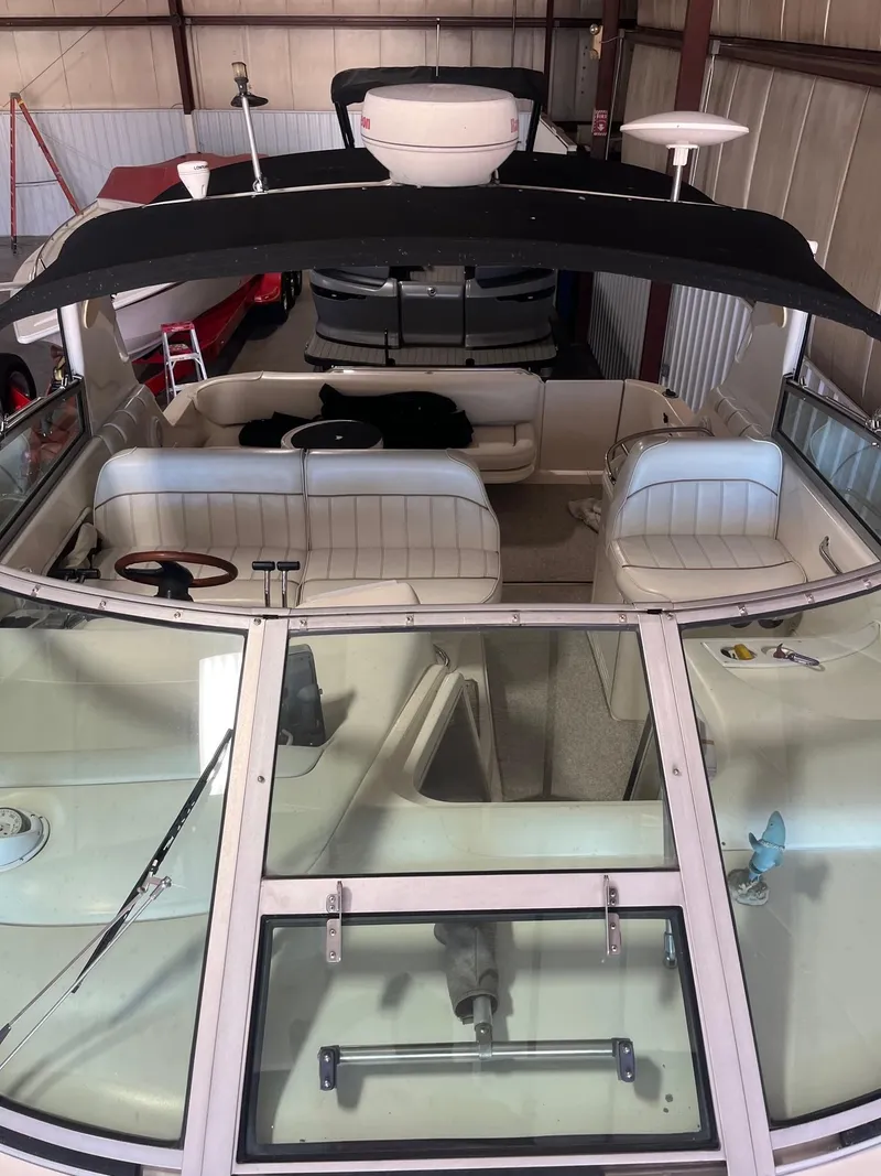 Slide: The Image of Sea Ray 330 Sundancer 1997 - 33