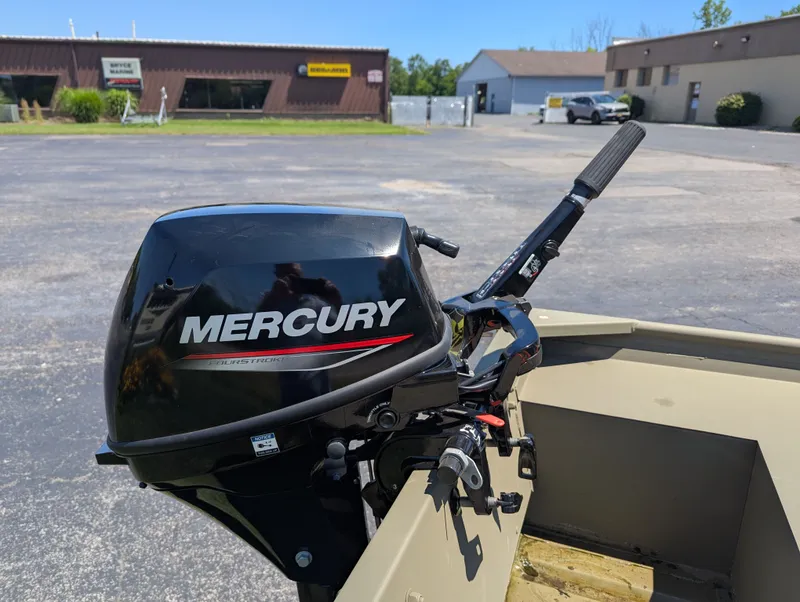 Slide: The Image of Tracker Grizzly 1436 Jon 2024 - 3