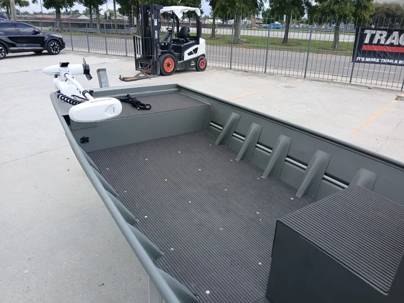 Slide: The Image of Southfork 16 CC 2000 - 13