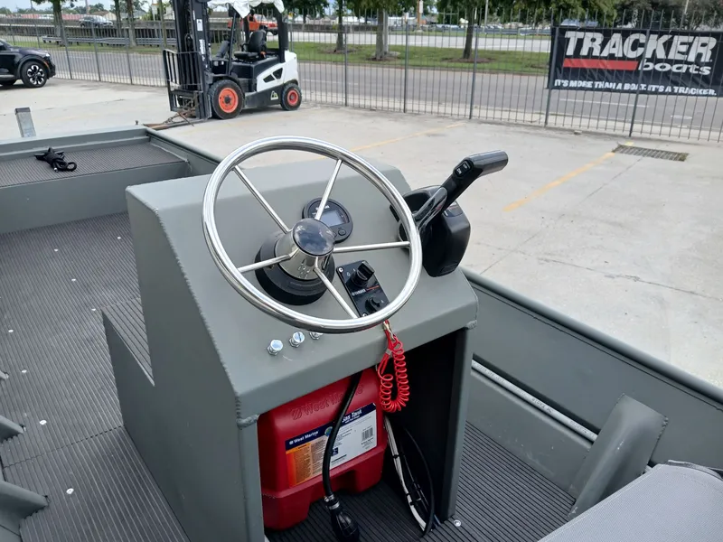 Slide: The Image of Southfork 16 CC 2000 - 6